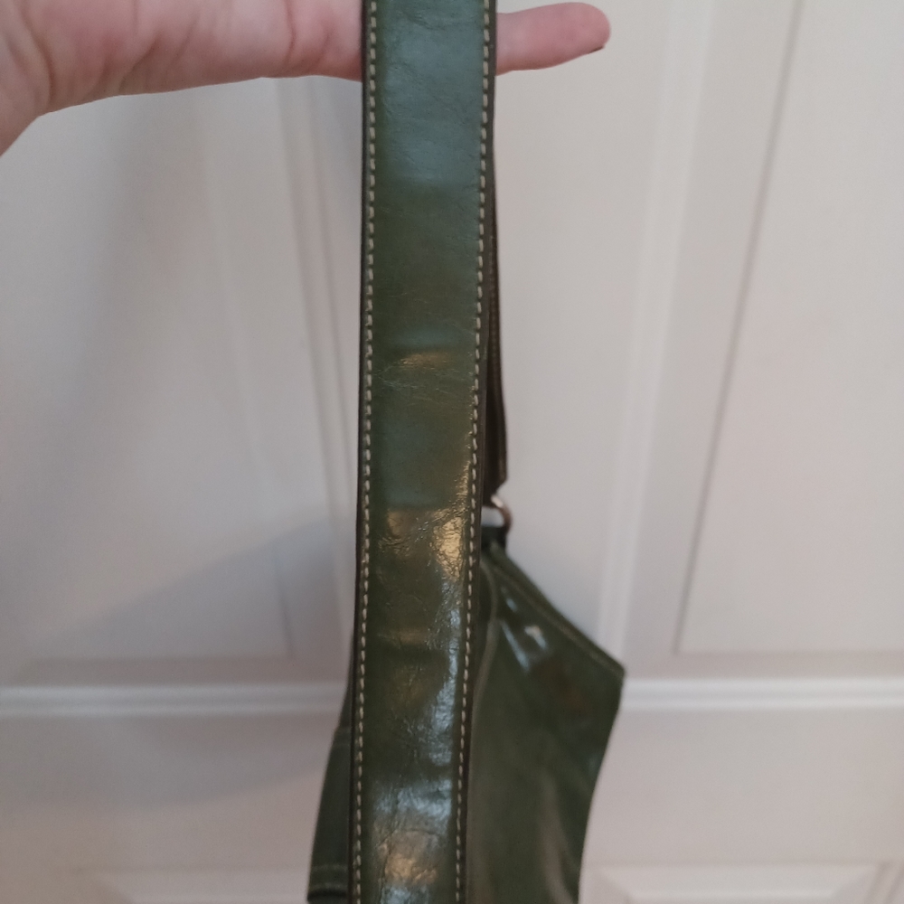 Rosetti Shoulder Bag Green Faux Leather with Silver Hardware and Button Clasp - Picture 5 of 6